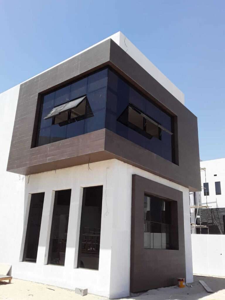 Aluminum glass